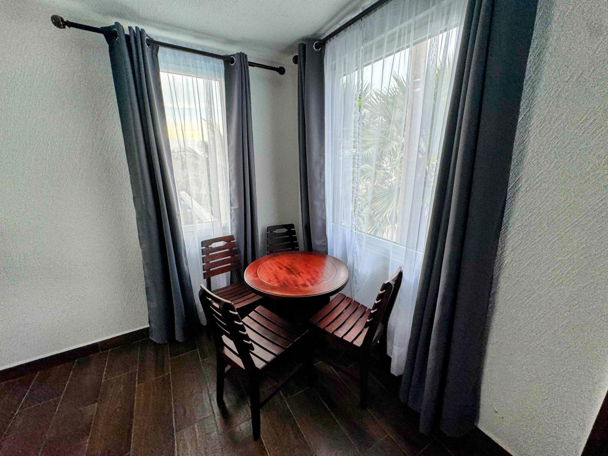 Ananta Hotel Casitas Extérieur photo