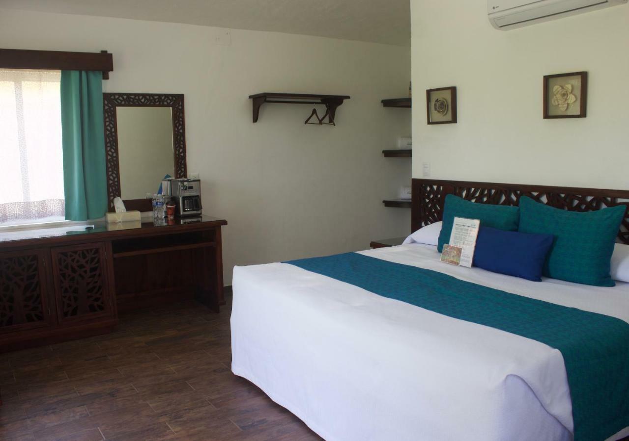 Ananta Hotel Casitas Extérieur photo
